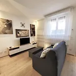 Casa Gianpi Mountain Iseo Hospitality * פיזונייה